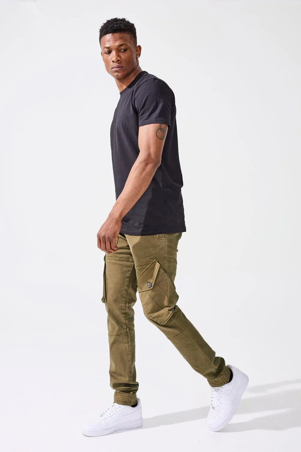 Aarons Durable Trailblazer Cargo Pants in Military Olive Green