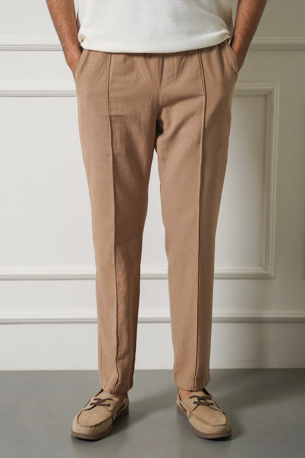 BASIC TAPERED PANTS