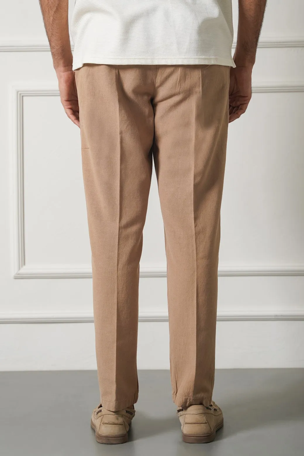 BASIC TAPERED PANTS