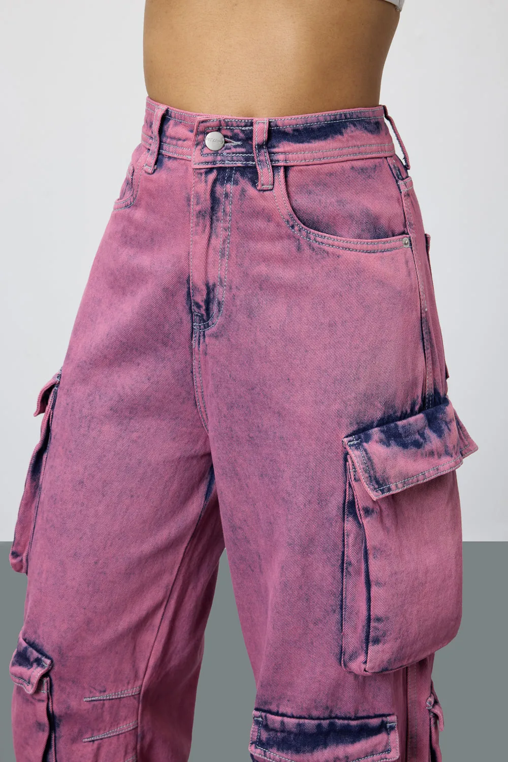 Stylish Blush Denim Utility Cargo Jeans for Fashion-Forward Look