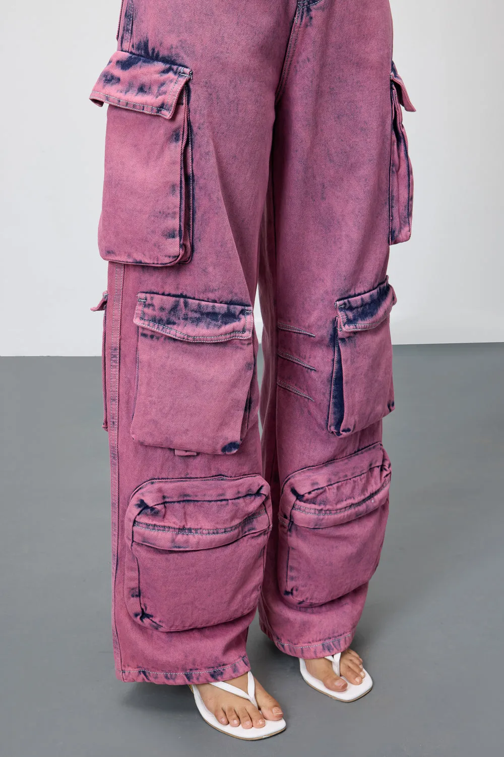 Stylish Blush Denim Utility Cargo Jeans for Fashion-Forward Look