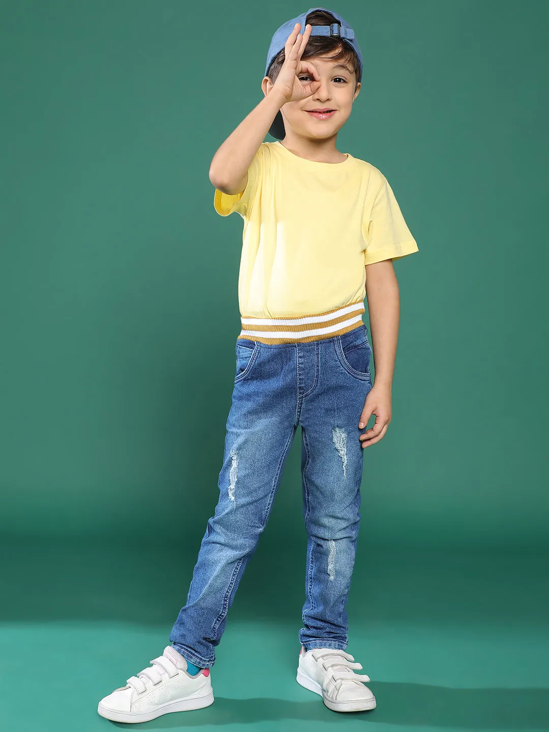 Boys Blue Solid Denim Jeans