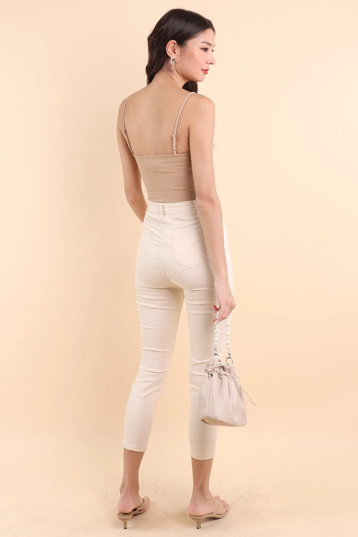 DAPHNE DENIM SKINNY JEANS IN CREAM