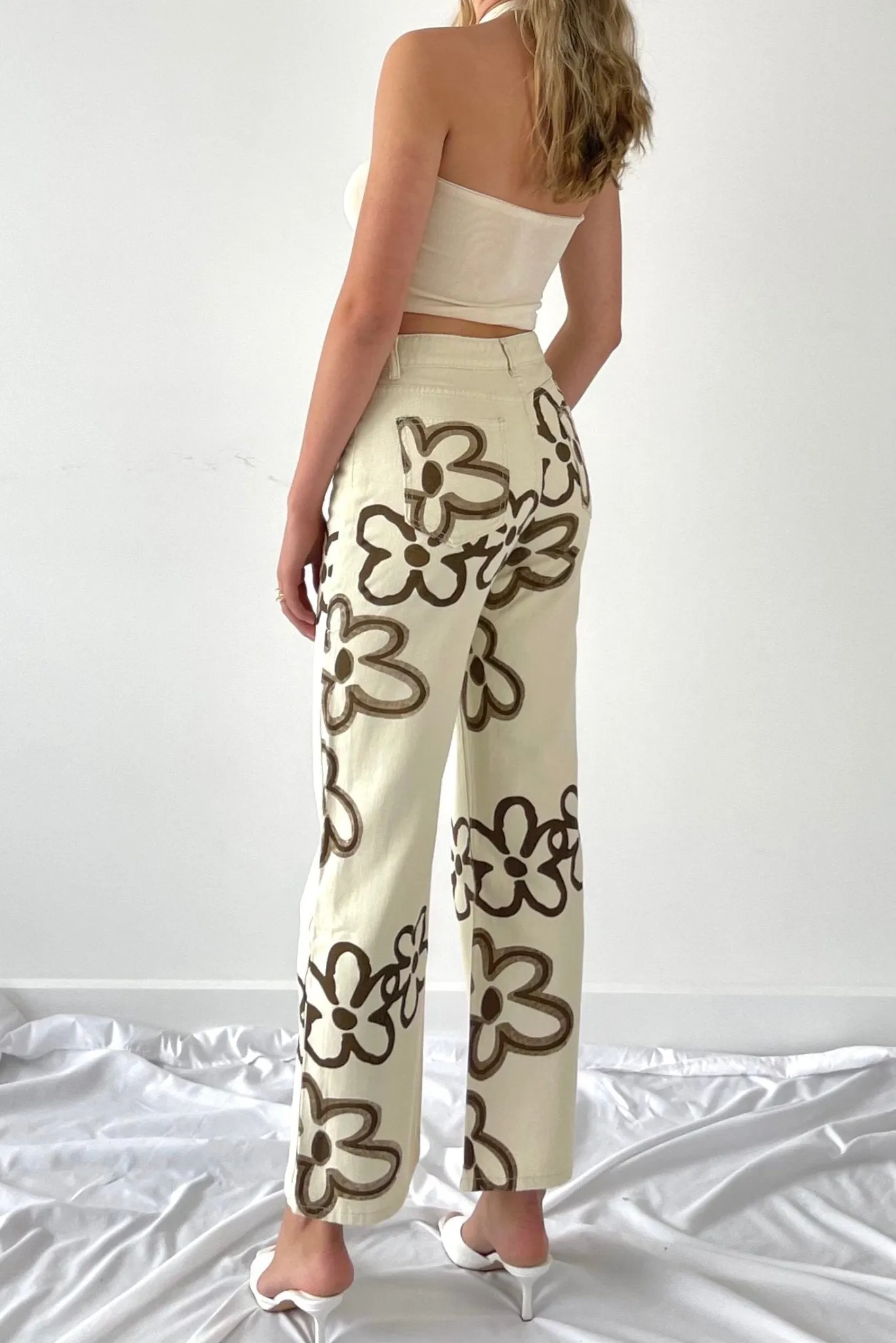 Flowers print pants