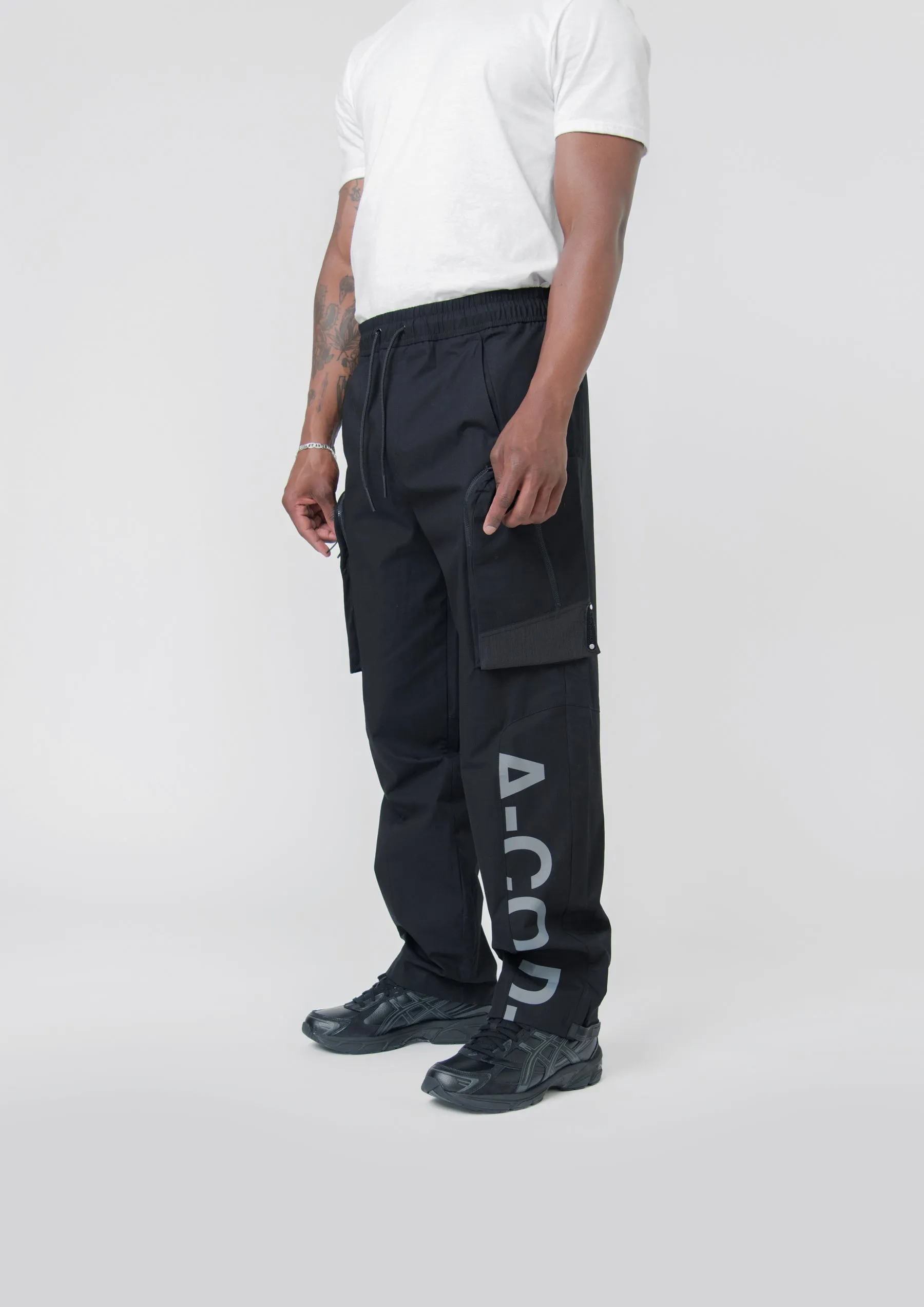 Overset Tech Pant Black