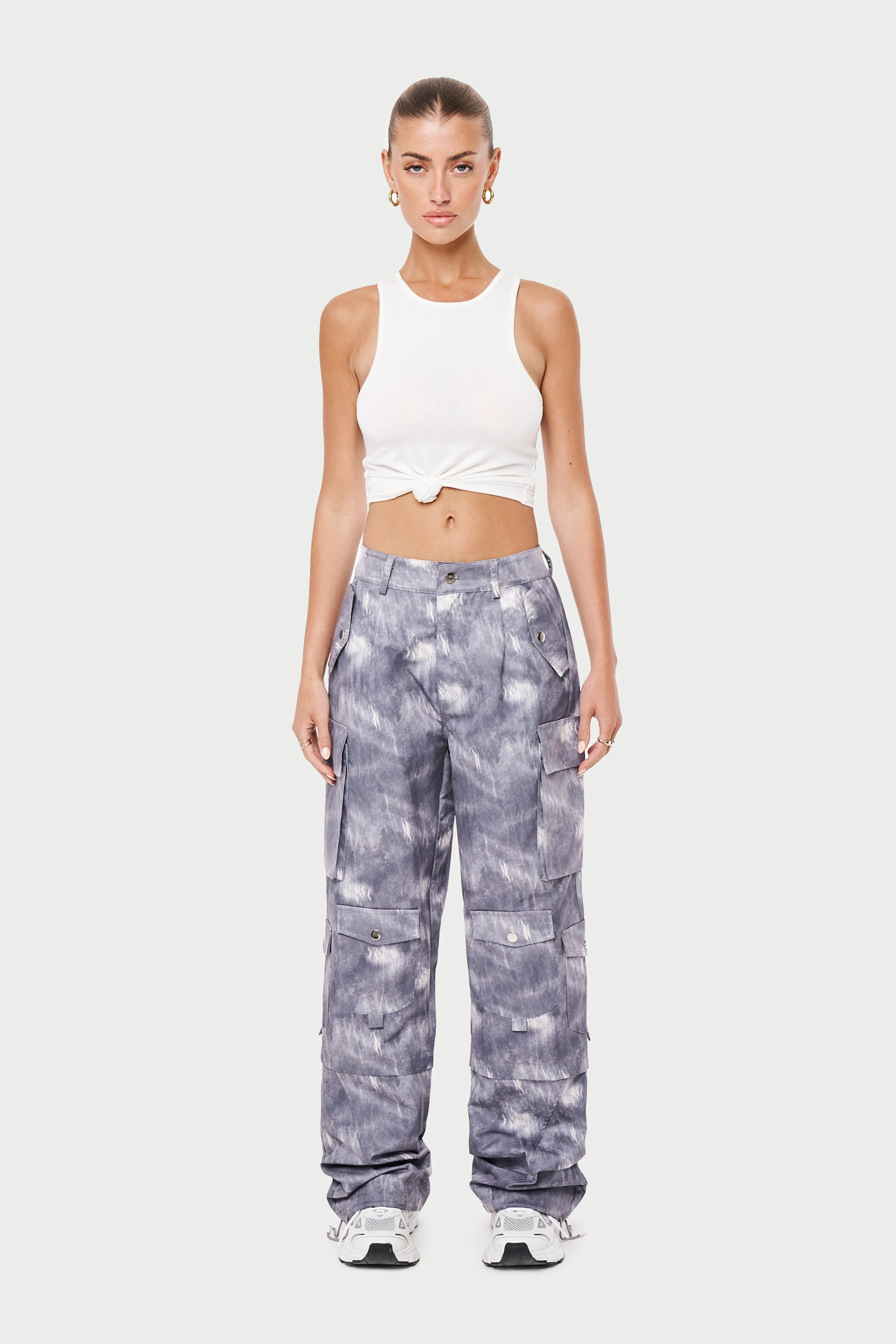 OVERSIZED TIE HEM CARGO PANTS - GREY