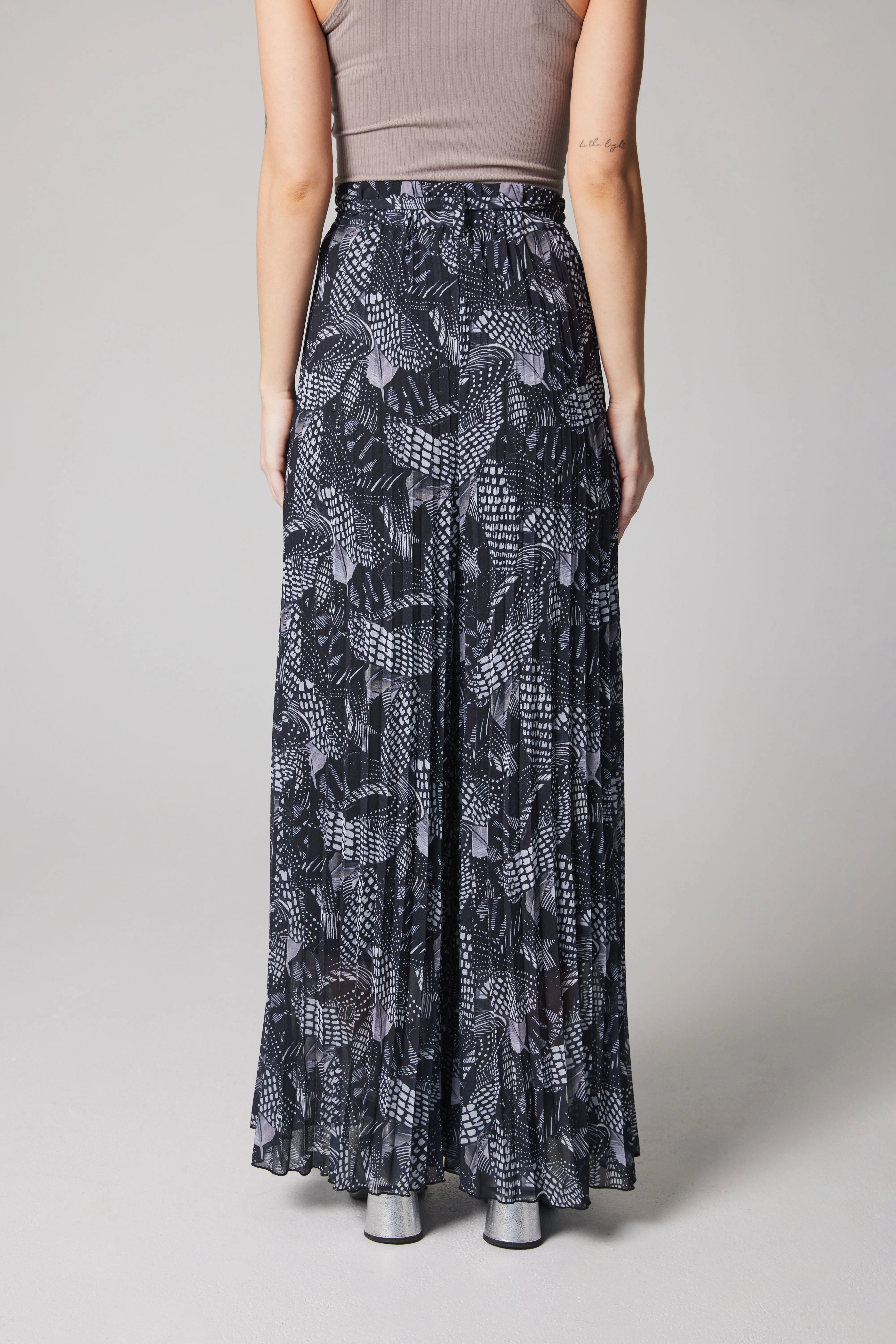 Pleated Palazzo Pant - Loon