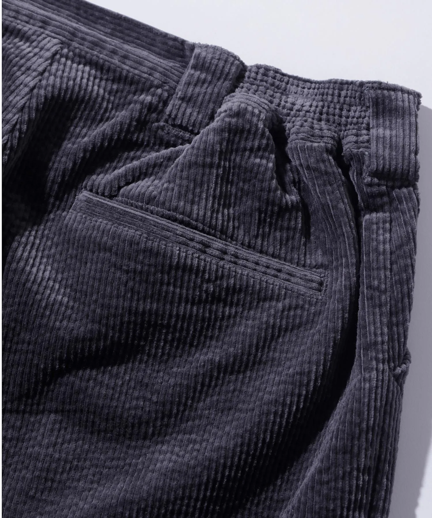 High-Quality, Comfortable Wide-Legged Corduroy Pants